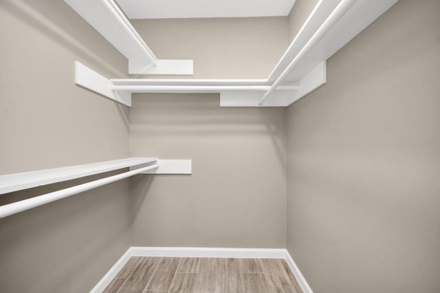 16222 Forest Bend Avenue, Friendswood, TX 77546