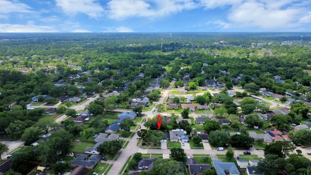 16222 Forest Bend Avenue, Friendswood, TX 77546