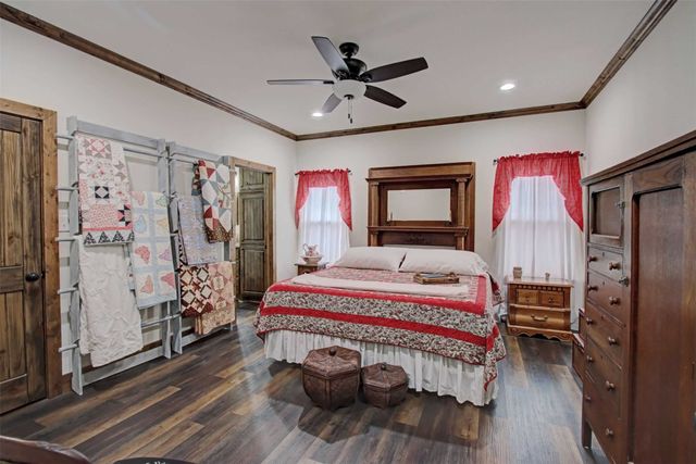 6031 County Road 401, Grandview, TX 76050