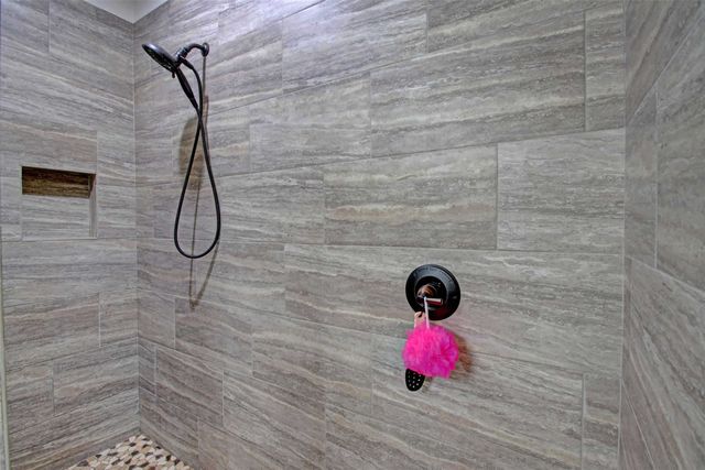 6031 County Road 401, Grandview, TX 76050