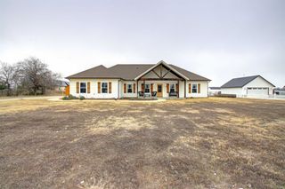 6031 County Road 401, Grandview, TX 76050