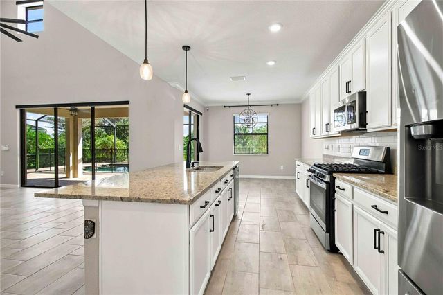 17809 POLO TRAIL, Bradenton, FL 34211