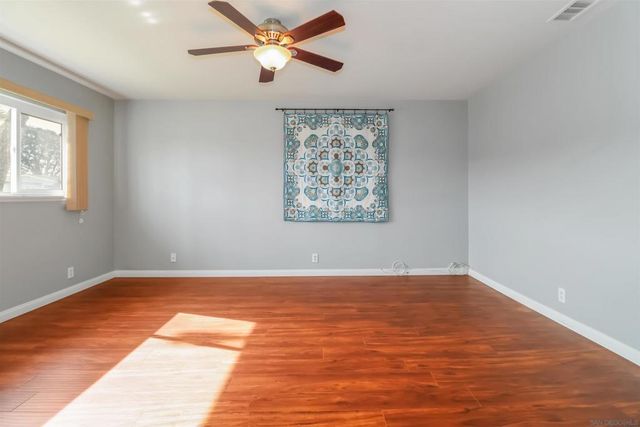 914 La Tierra Dr, San Marcos, CA 92078