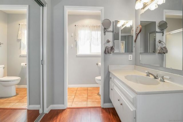 914 La Tierra Dr, San Marcos, CA 92078