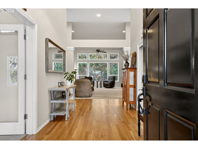 13482 Sw ASCENSION Dr, Portland, OR 97223