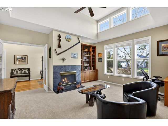 13482 Sw ASCENSION Dr, Portland, OR 97223