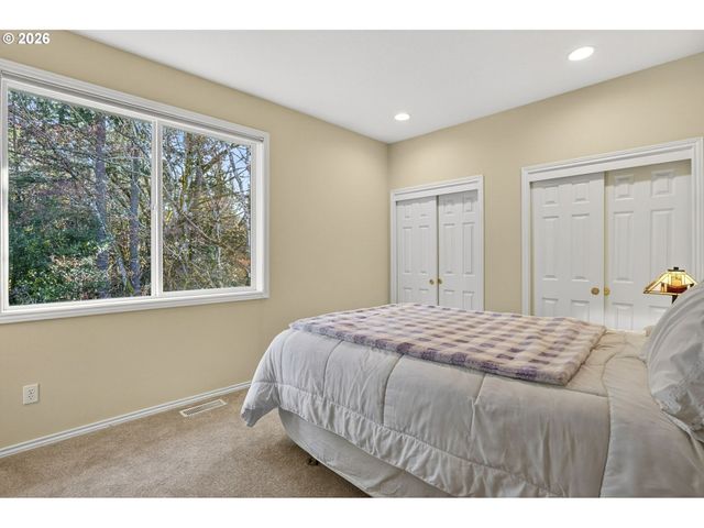 13482 Sw ASCENSION Dr, Portland, OR 97223