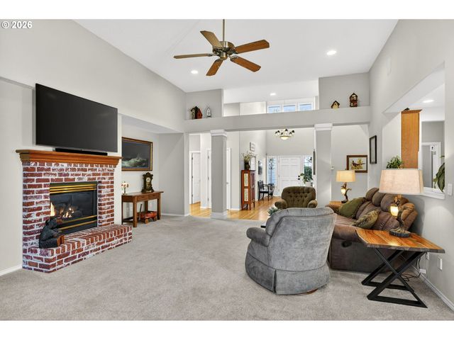 13482 Sw ASCENSION Dr, Portland, OR 97223