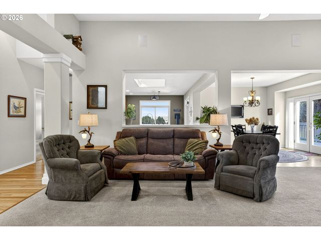 13482 Sw ASCENSION Dr, Portland, OR 97223