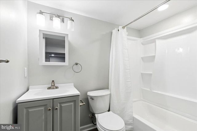 104 TWIN OAKS RD, Linthicum Heights, MD 21090