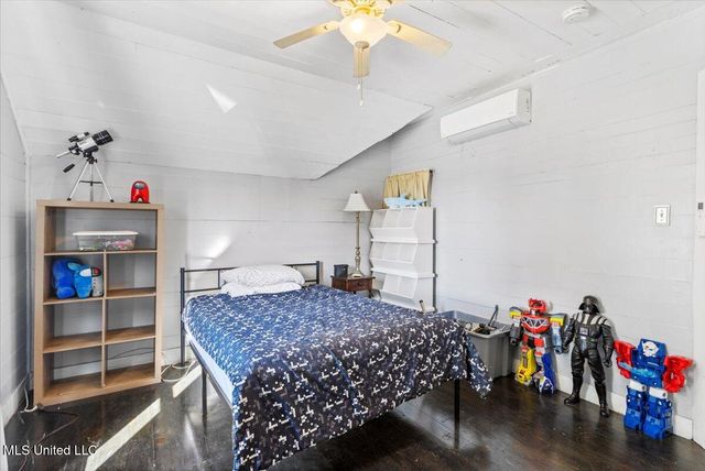 2320 24th Avenue, Gulfport, MS 39501