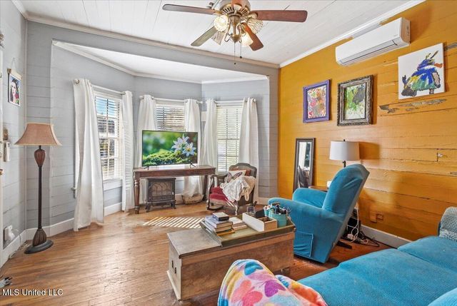 2320 24th Avenue, Gulfport, MS 39501