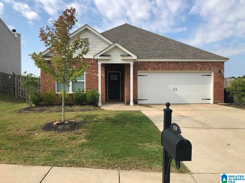 1129 PINE VALLEY DRIVE, Calera, AL 35040