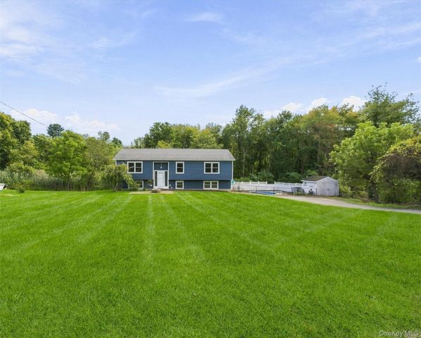 77 Robin Drive, Carmel, NY 10512