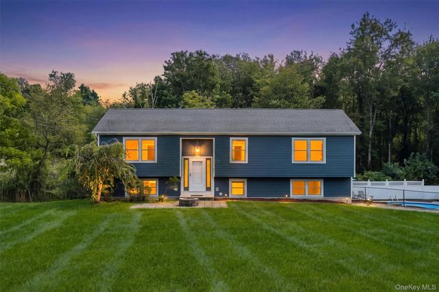 77 Robin Drive, Carmel, NY 10512