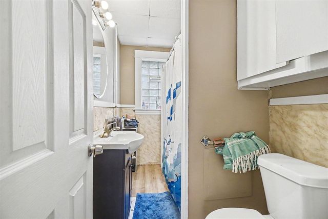 820 Watson Street, Grand Rapids, MI 49504
