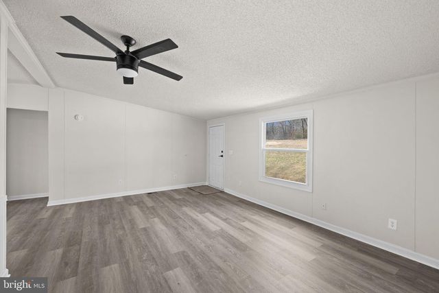 7309 RED FEATHER LN, Spotsylvania, VA 22551