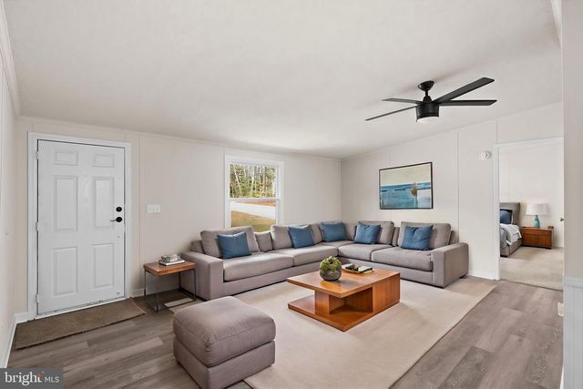 7309 RED FEATHER LN, Spotsylvania, VA 22551