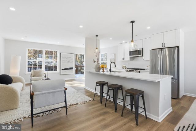 1713 GOULD DR, District Heights, MD 20747