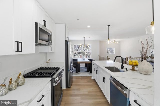 1713 GOULD DR, District Heights, MD 20747