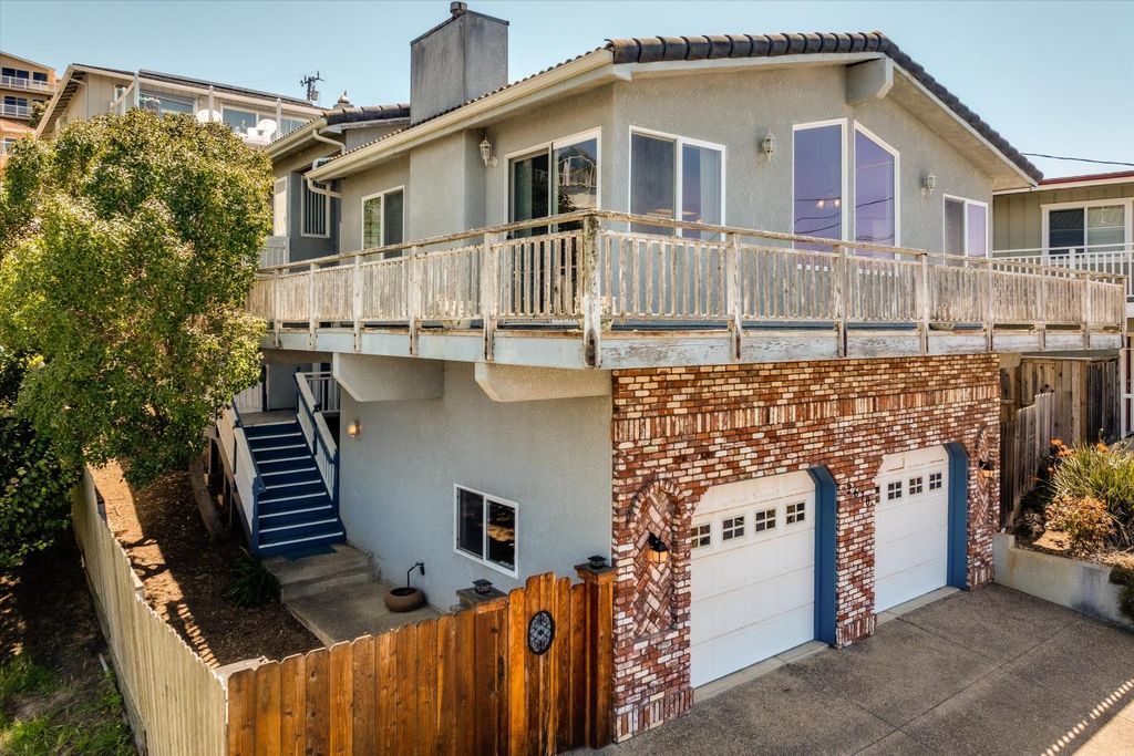 Image 5 of property listing at 2670 Koa Avenue, Morro Bay, CA 93440