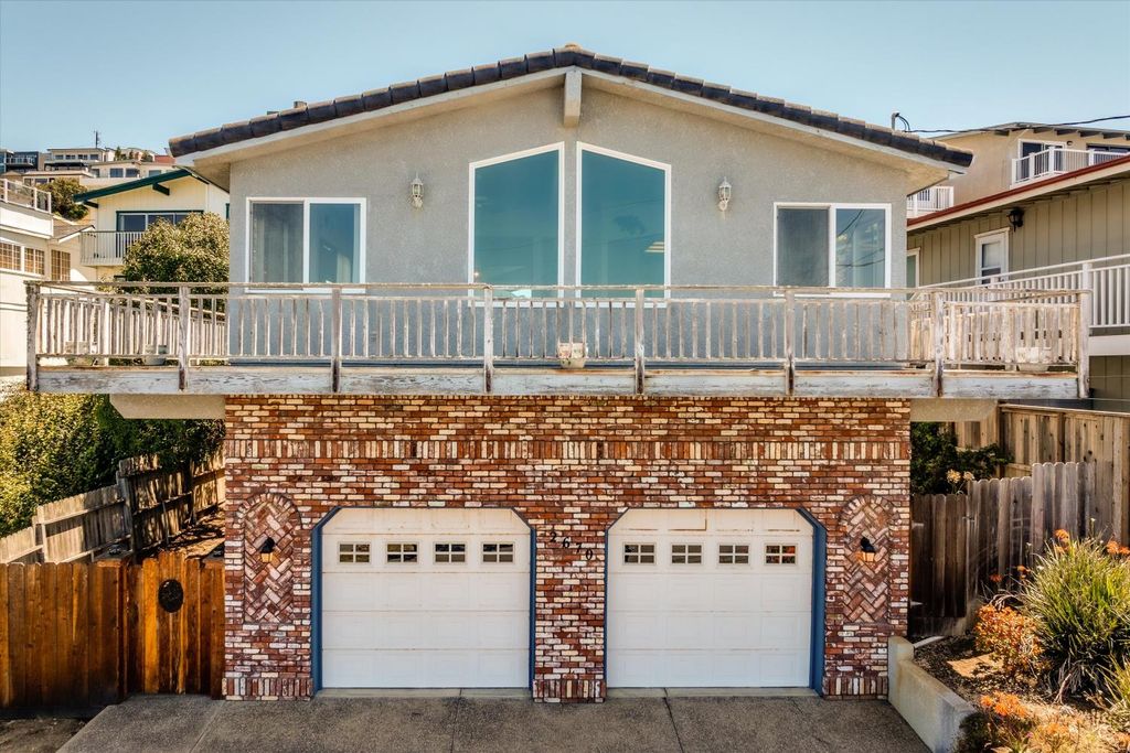 Image 6 of property listing at 2670 Koa Avenue, Morro Bay, CA 93440