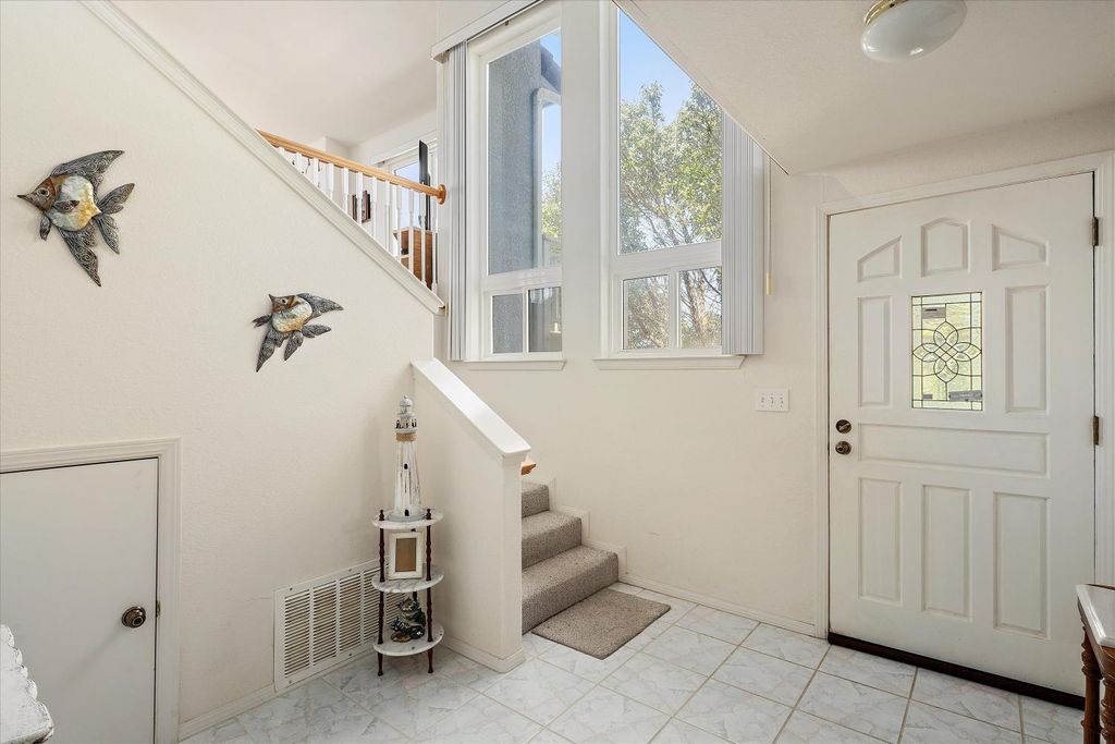 Image 7 of property listing at 2670 Koa Avenue, Morro Bay, CA 93440
