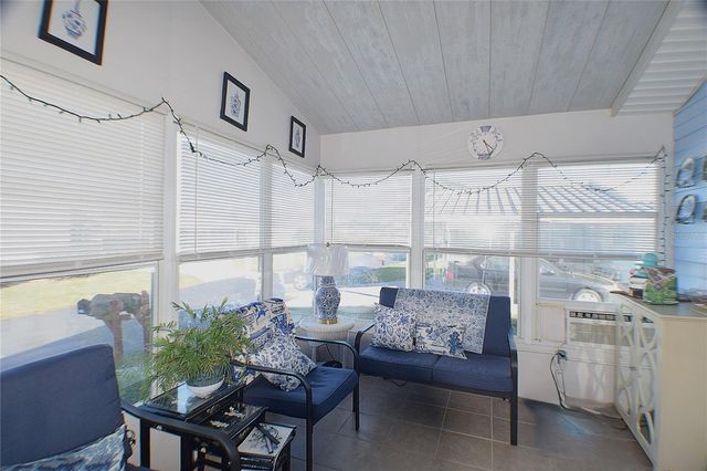 37530 POCO AVENUE, Zephyrhills, FL 33541