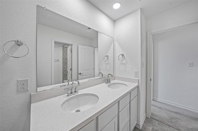 315 Doodle LN, Hutto, TX 78634