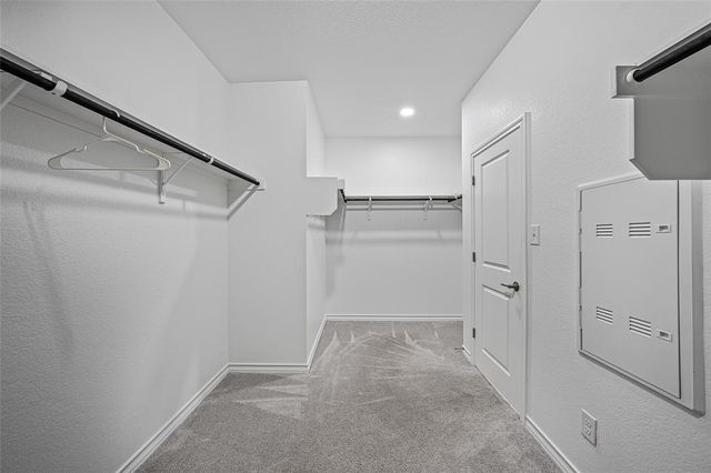 315 Doodle LN, Hutto, TX 78634