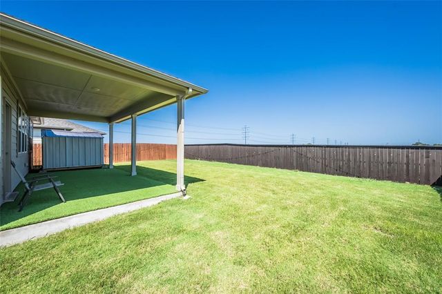 315 Doodle LN, Hutto, TX 78634