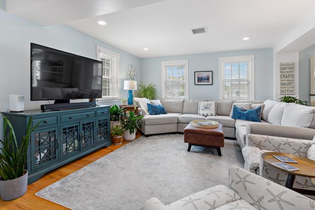 615 Main Street UNIT 11, Hyannis, MA 02601