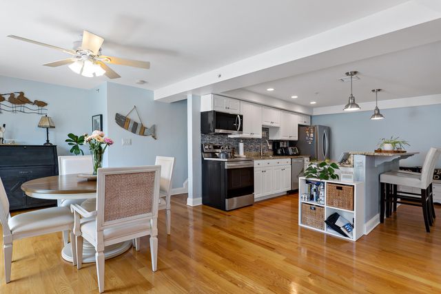 615 Main Street UNIT 11, Hyannis, MA 02601