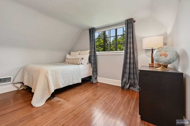 66 Dodd Street, Glen Ridge, NJ 07028