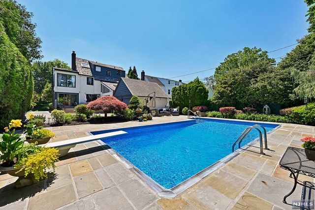 66 Dodd Street, Glen Ridge, NJ 07028