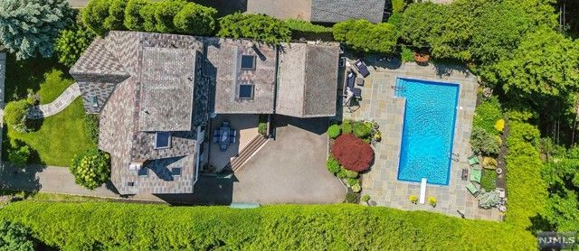 66 Dodd Street, Glen Ridge, NJ 07028