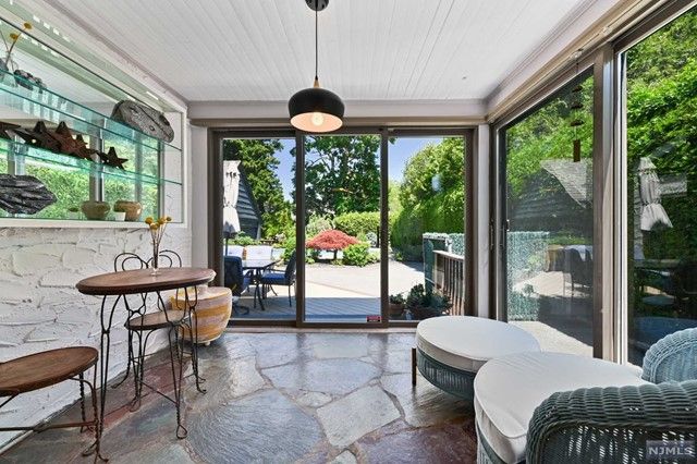 66 Dodd Street, Glen Ridge, NJ 07028
