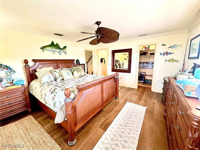 410 CRISTOBAL ST, Naples, FL 34113