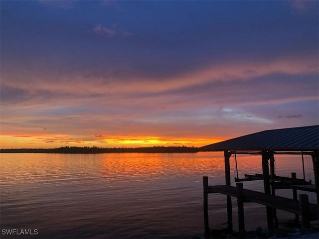 410 CRISTOBAL ST, Naples, FL 34113