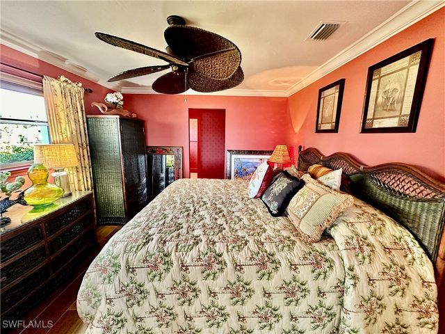 410 CRISTOBAL ST, Naples, FL 34113