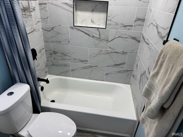 1310 N Brookfield Street, South Bend, IN 46628