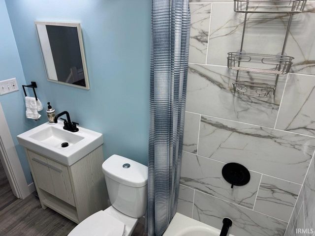 1310 N Brookfield Street, South Bend, IN 46628