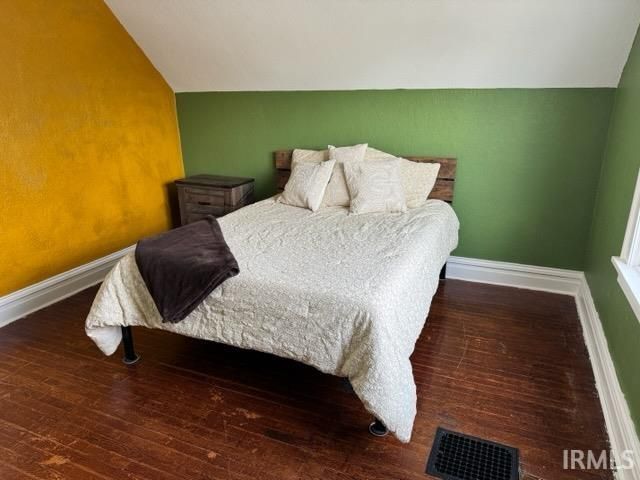 1310 N Brookfield Street, South Bend, IN 46628