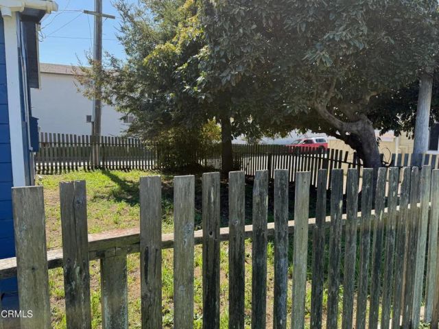 331 S Franklin Street, Fort Bragg, CA 95437