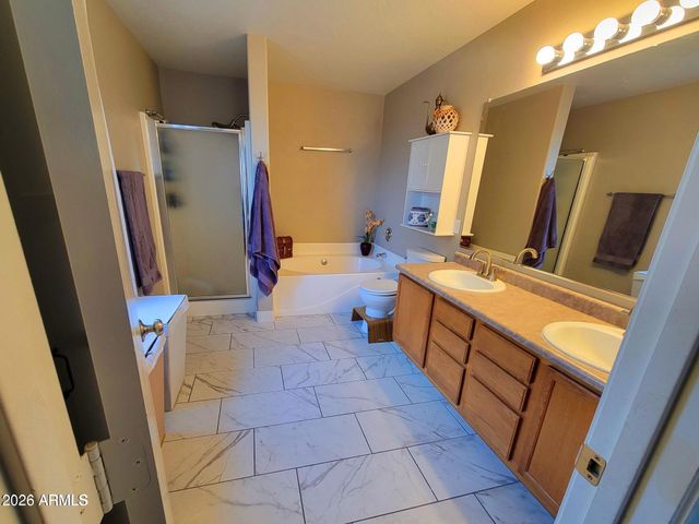 10841 E FORGE Circle, Mesa, AZ 85208