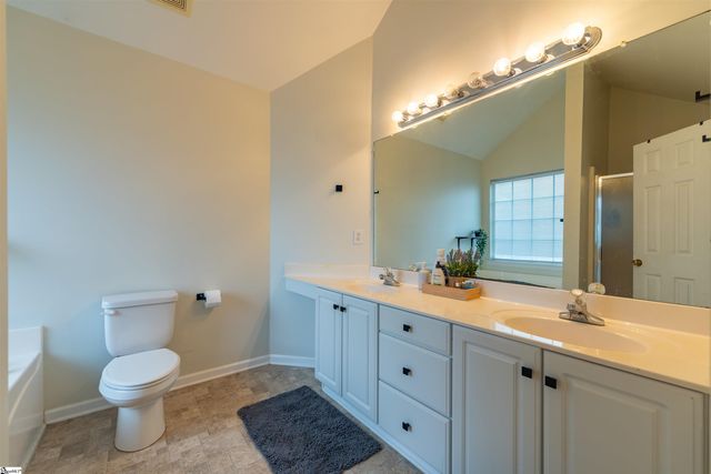 5 Teakwood Cove, Simpsonville, SC 29680