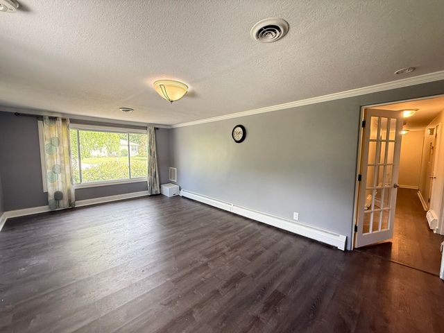 607 Frost Drive, Bay City, MI 48706