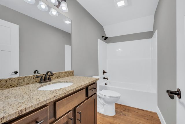 270 Locust Grove Rd, Cookeville, TN 38501