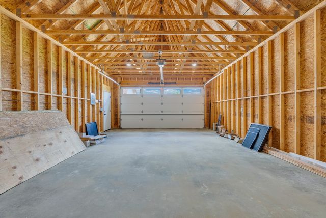 270 Locust Grove Rd, Cookeville, TN 38501