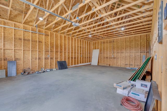 270 Locust Grove Rd, Cookeville, TN 38501